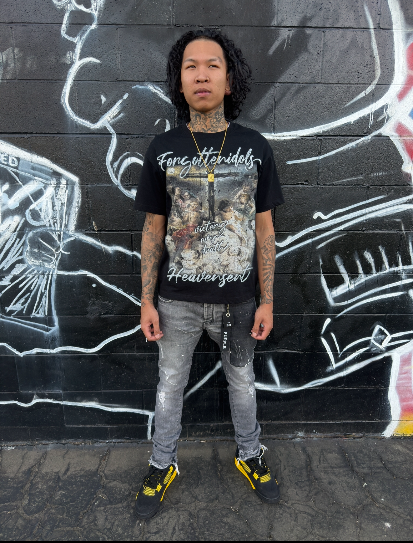 "FORGOTTEN IDOLS HEAVEN SENT"(BLACK TEE)