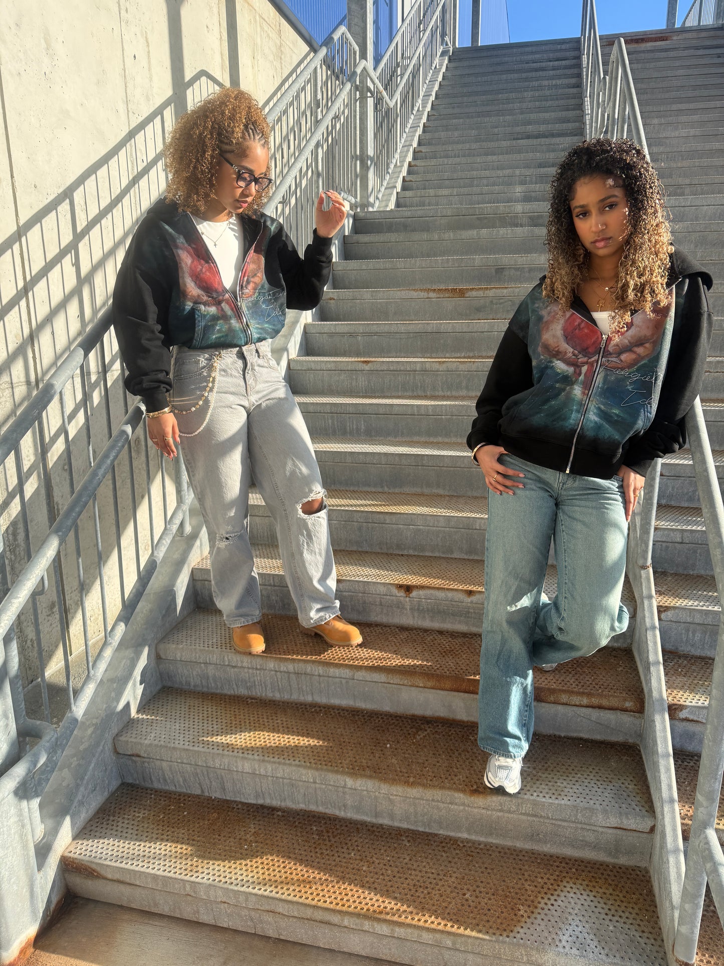 “FORGOTTEN HEART”(ZIP UP Hoodie)