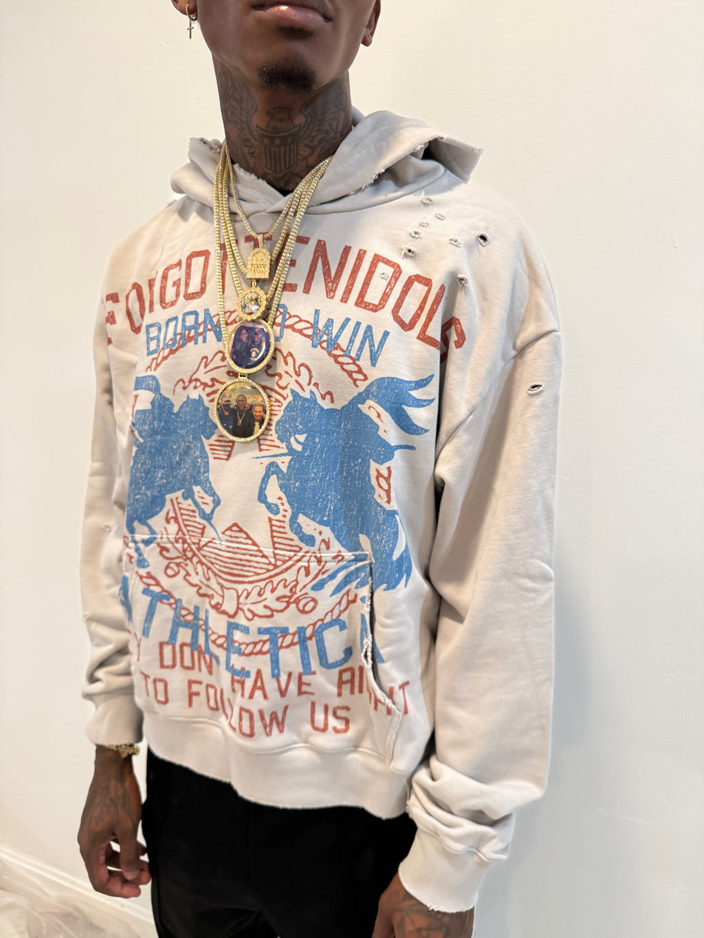 BORN TO WIN PULL OVER