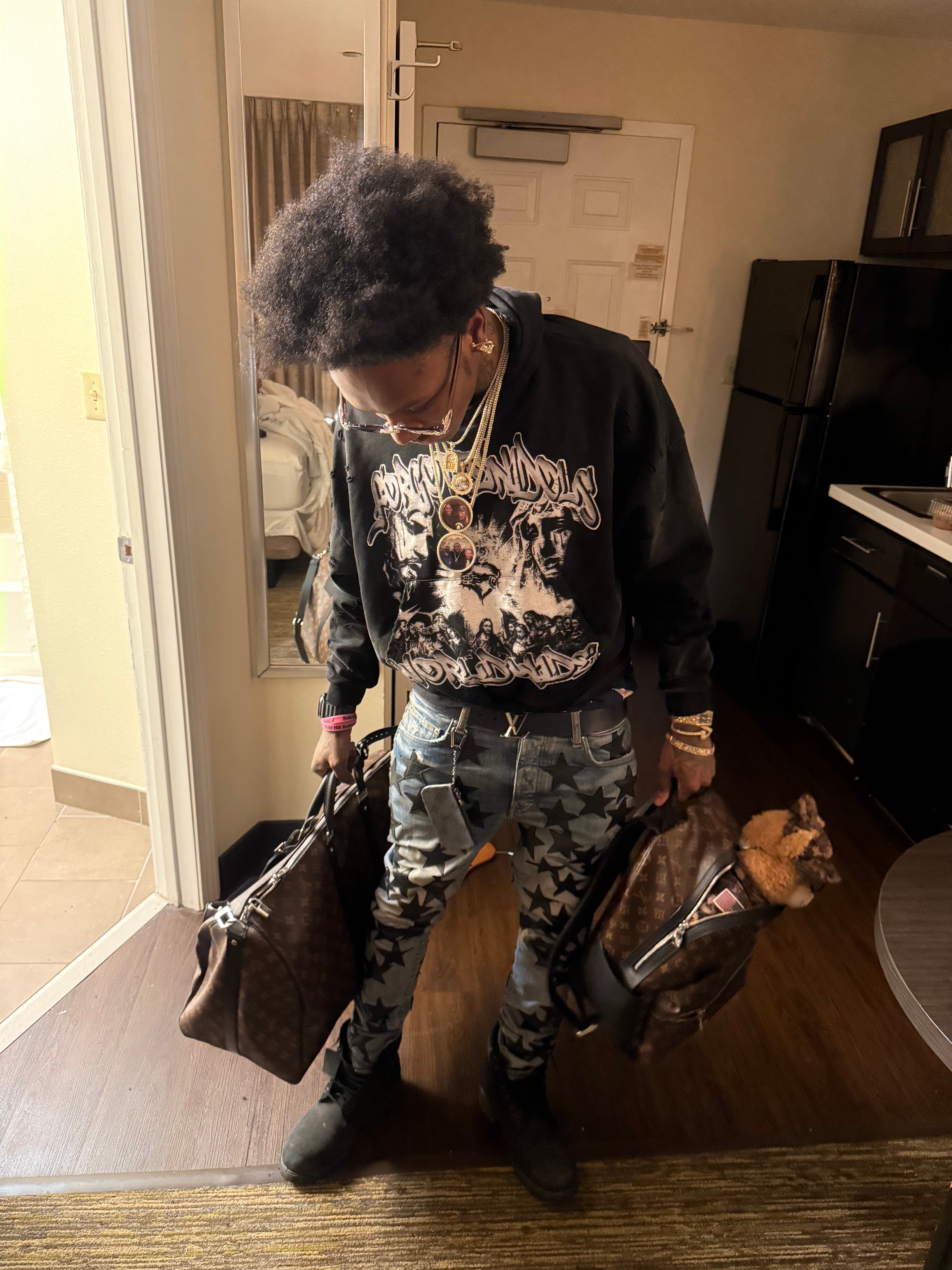 WORLD WIDE  PULL OVER