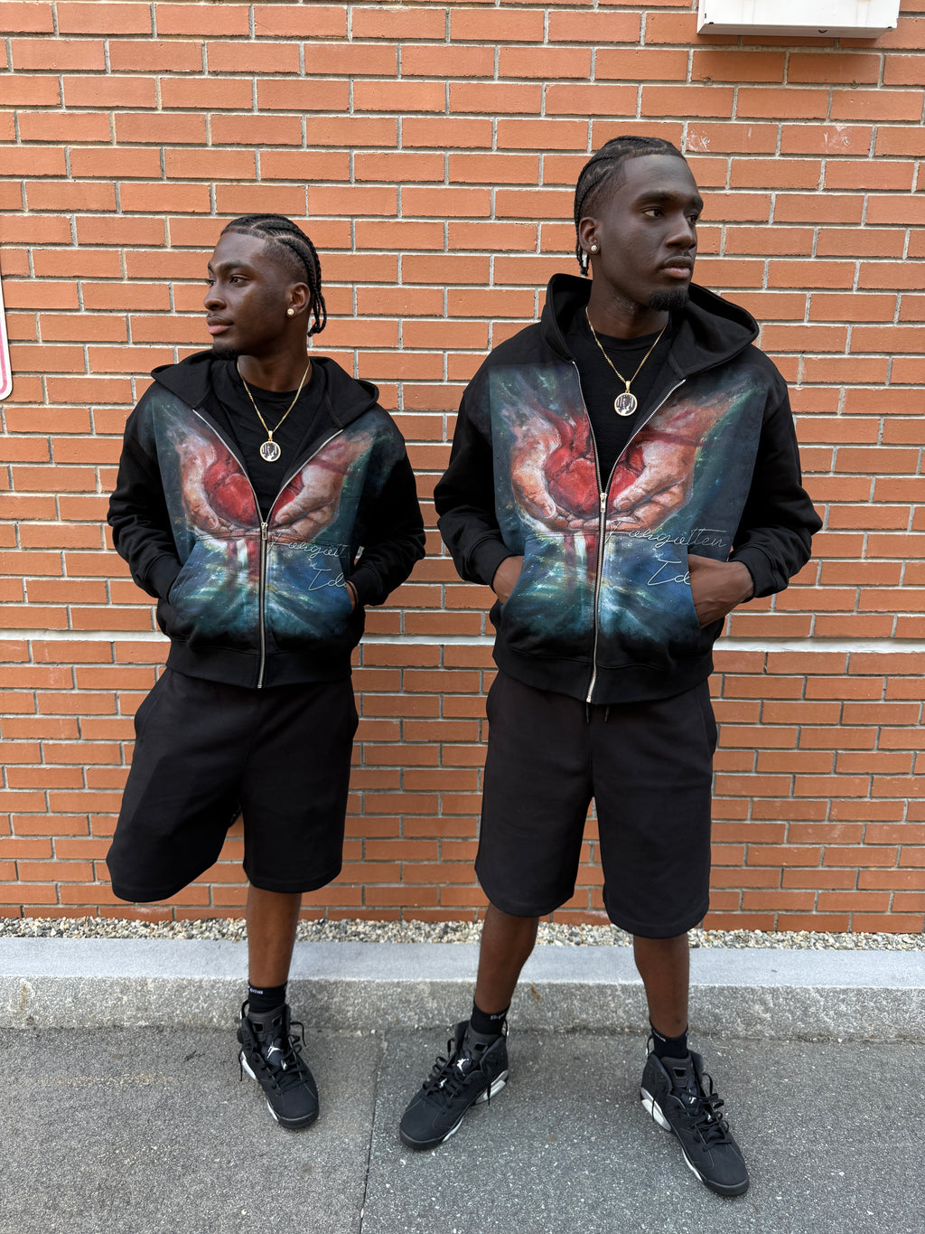 FORGOTTEN HEART ZIP UP