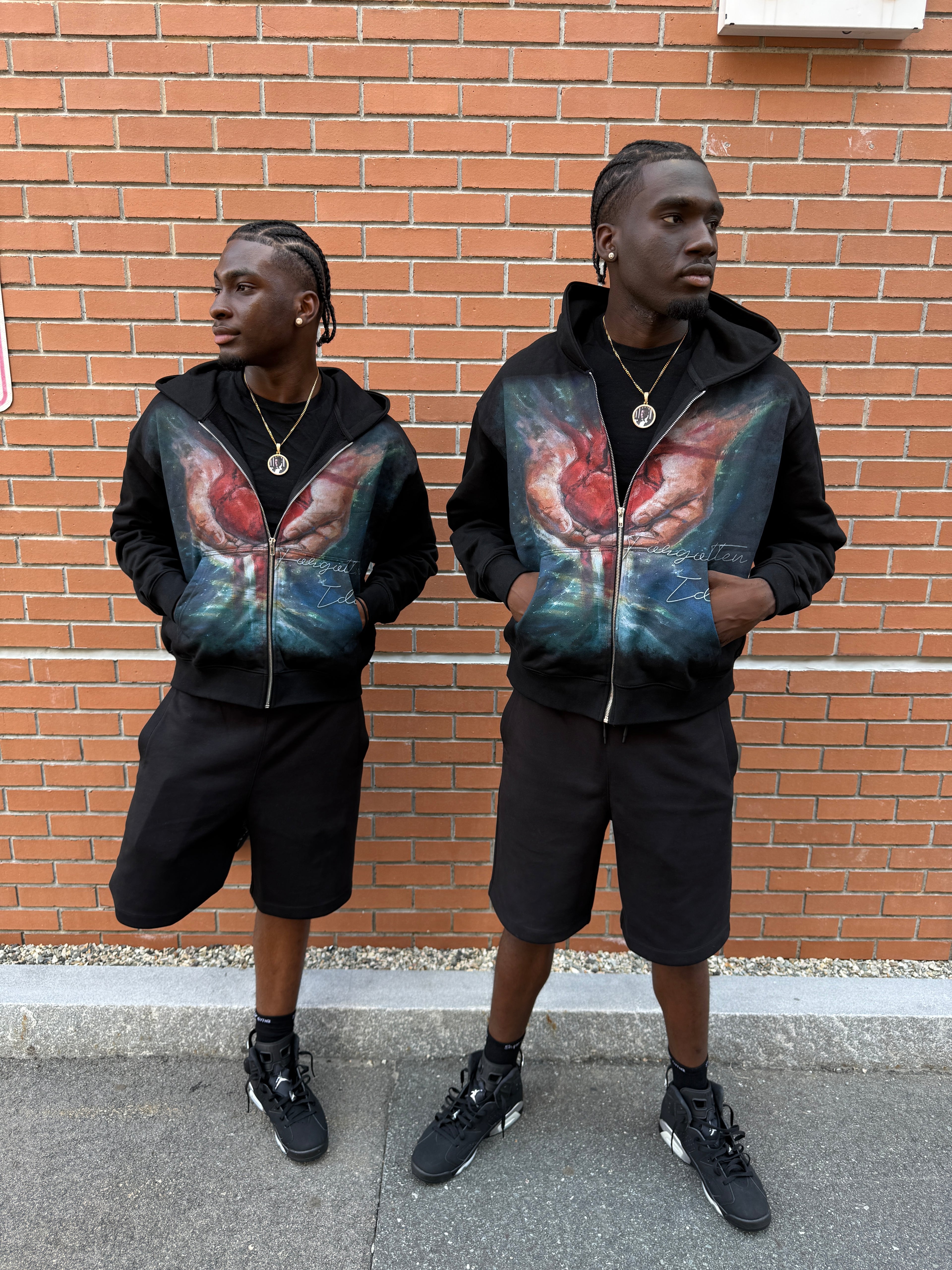 FORGOTTEN HEART ZIP UP